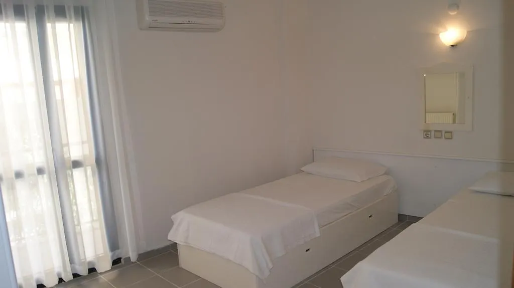 Kusadasi Monalisa Apart 2*,  Törökország